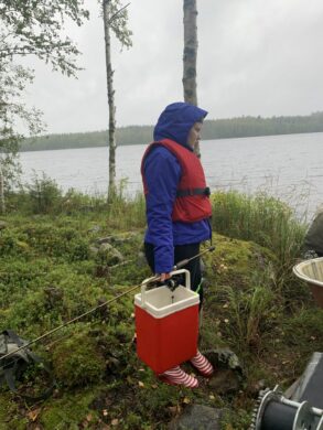 Telmalaiset mökkipuuhissa