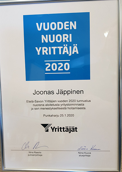 Harvoin tulee kutsua pukujuhliin