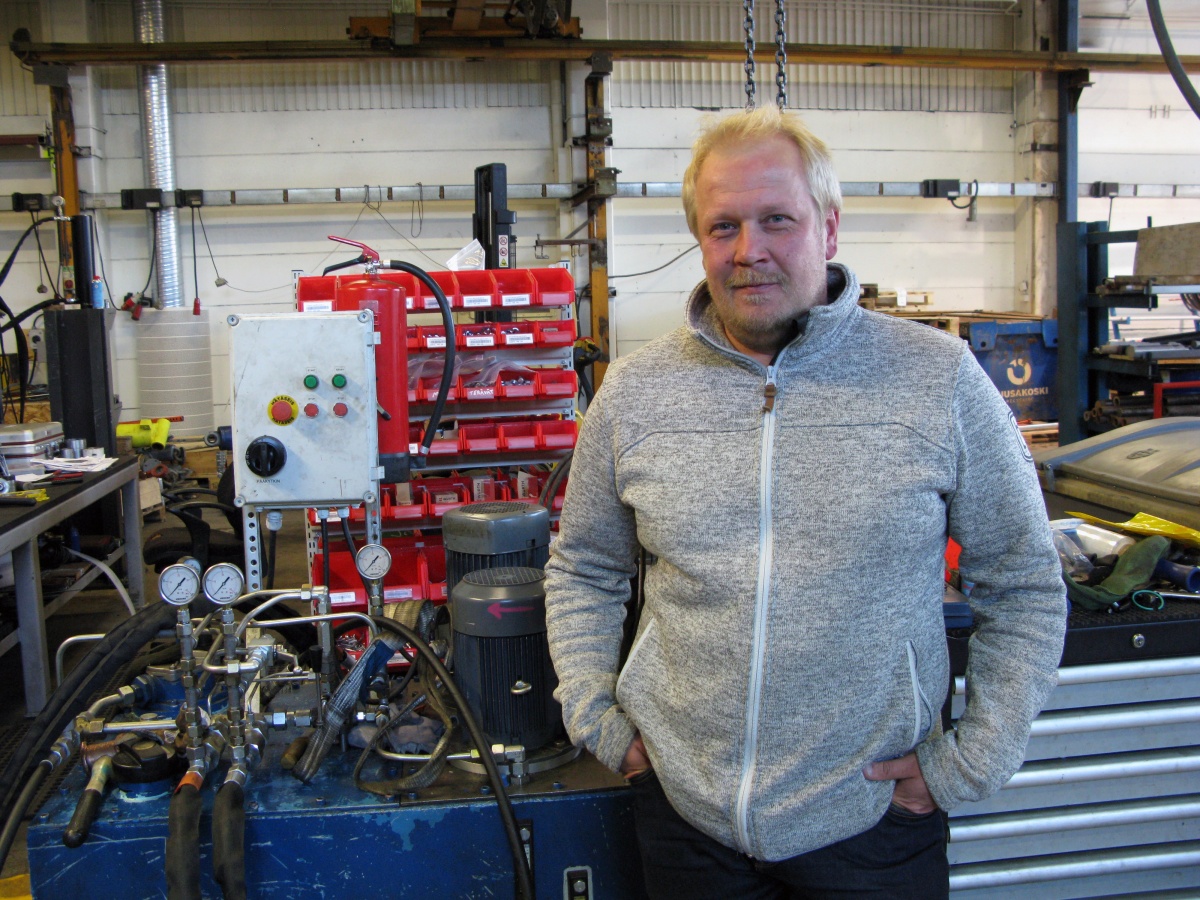Kesätöissä hydraulisylintereiden kunnostuspalveluissa
