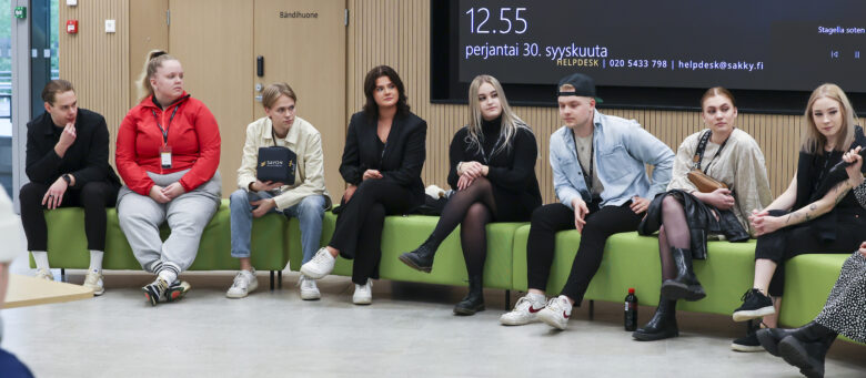 Stagella soten alumniopiskelijat
