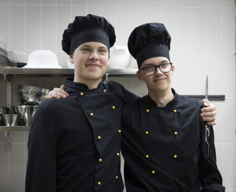 Taitaja-kilpailijat Topi ja Juuso jakavat kokemuksiaan ja kannustavat osallistumaan